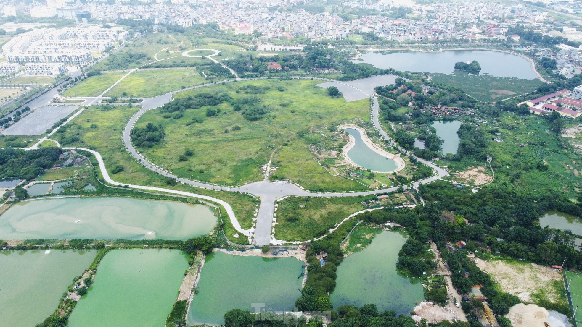 Hiện trạng các công viên chậm tiến độ ở Hà Nội ảnh 20