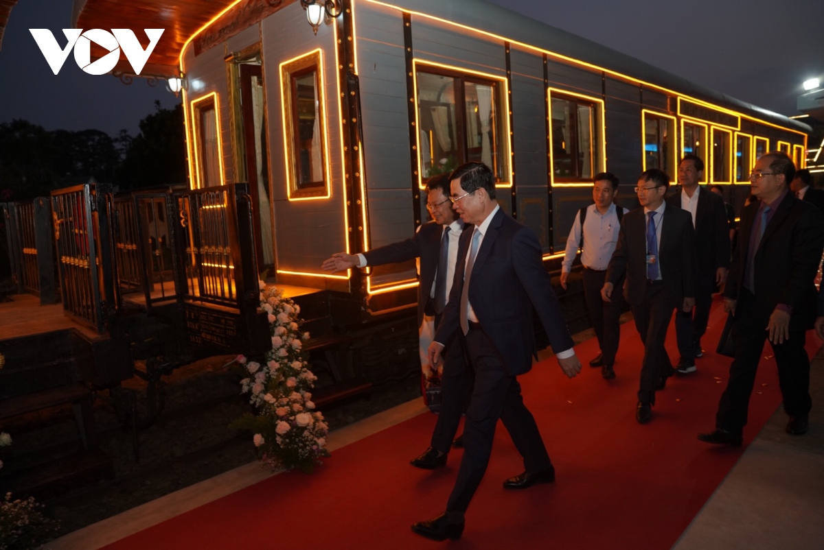 trải nghiệm hành trình đêm Đà lạt trên ga tàu cổ nhất việt nam hình ảnh 2 trai nghiem hanh trinh dem Da lat tren ga tau co nhat viet nam hinh anh 2