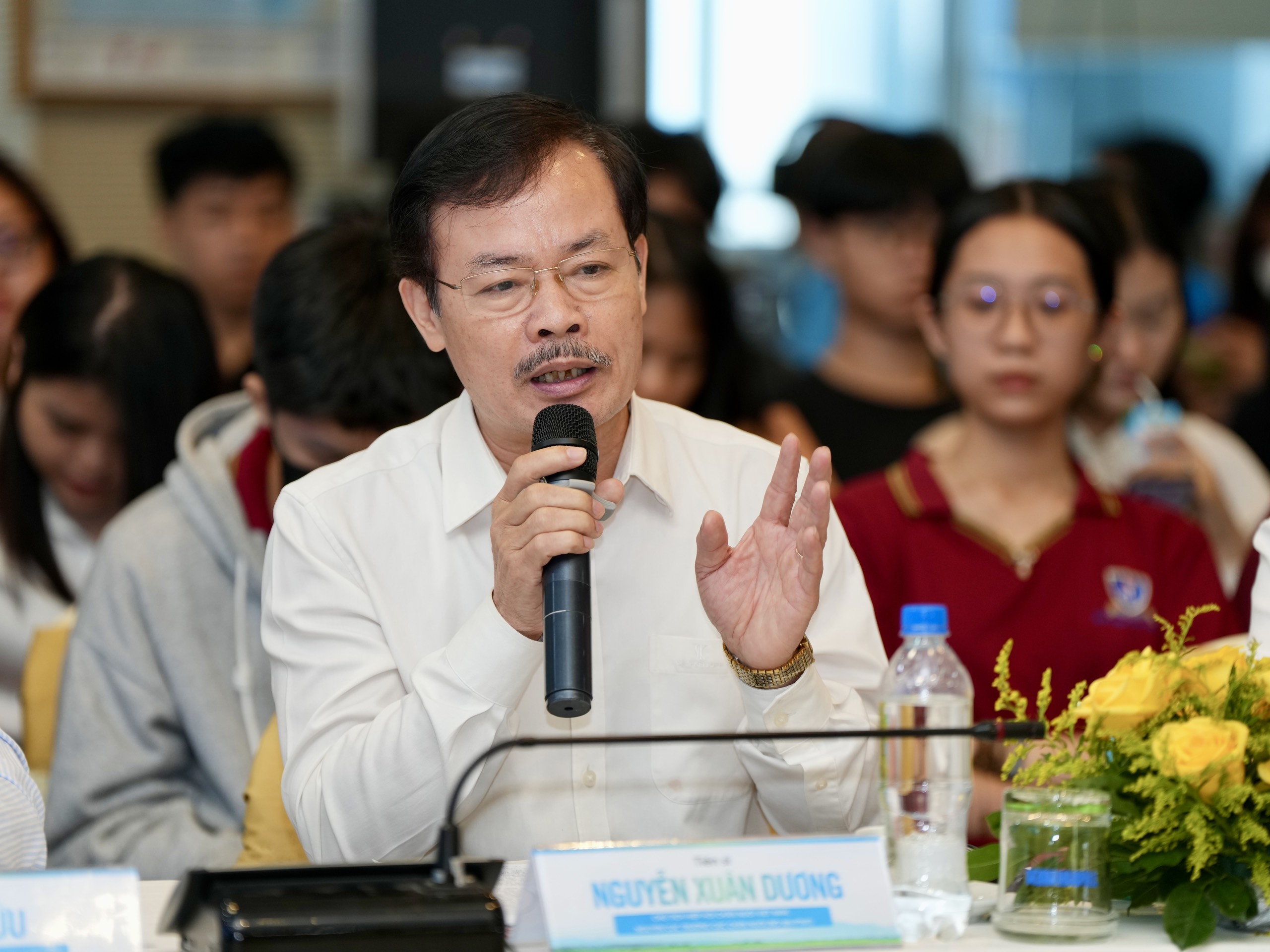 Cần khát vọng để đưa Mang Yang - Gia Lai thành thiên đường bò sữa- Ảnh 4. Cần khát vọng để đưa Mang Yang - Gia Lai thành thiên đường bò sữa- Ảnh 4.