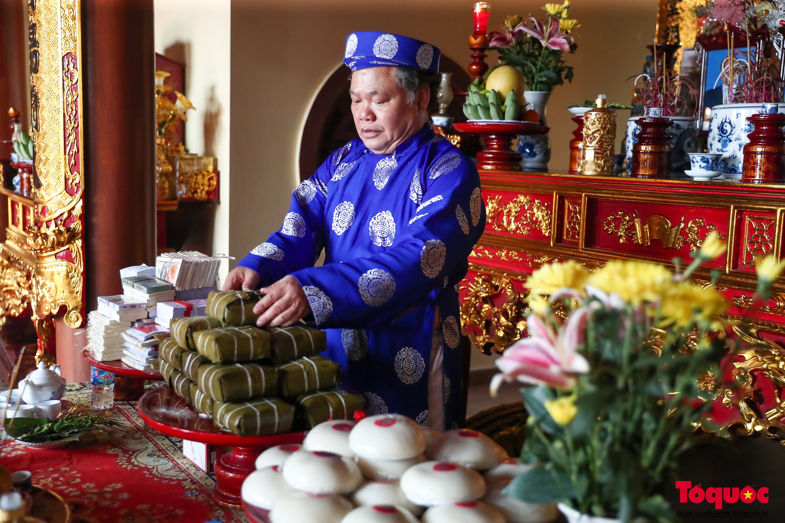 Mâm cơm tri ân Vua Hùng - nét đẹp văn hóa của người dân đất Tổ - Ảnh 4. Mâm cơm tri ân Vua Hùng - nét đẹp văn hóa của người dân đất Tổ - Ảnh 4.