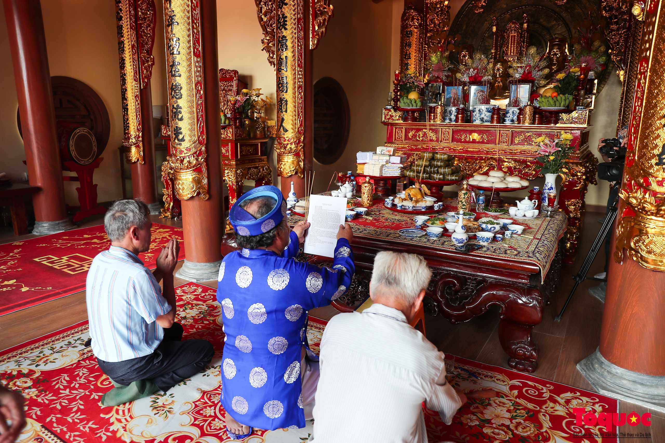 Mâm cơm tri ân Vua Hùng - nét đẹp văn hóa của người dân đất Tổ - Ảnh 11. Mâm cơm tri ân Vua Hùng - nét đẹp văn hóa của người dân đất Tổ - Ảnh 11.
