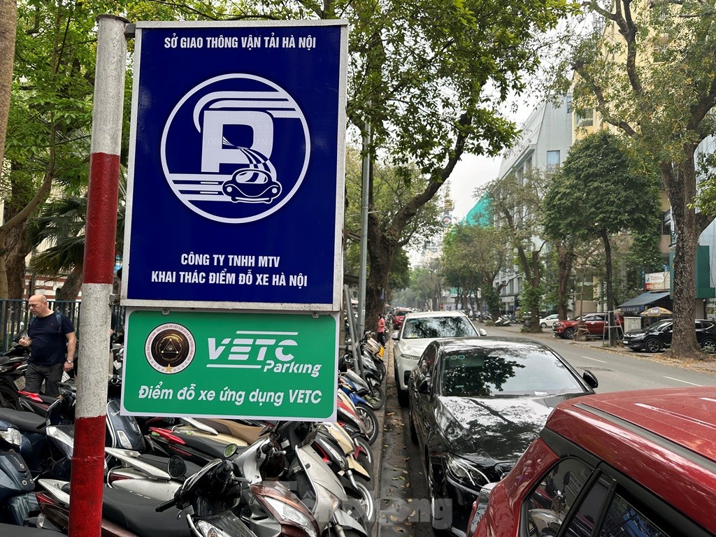 Nhiều bãi xe lớn Hà Nội bắt đầu thu phí không dùng tiền mặt ảnh 9