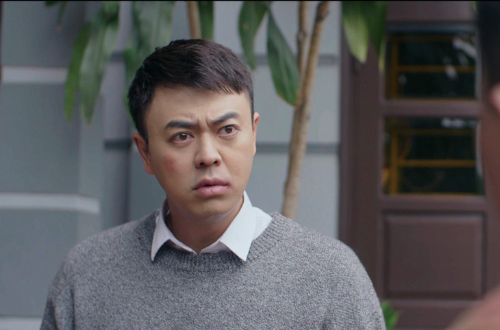 Tuấn Tú vào vai em trai Tuệ hiền lành, đôi khi hơi ngây ngô mà thương anh thì vô điều kiện - Ảnh: ĐPCC Tuấn Tú vào vai em trai Tuệ hiền lành, đôi khi hơi ngây ngô mà thương anh thì vô điều kiện - Ảnh: ĐPCC