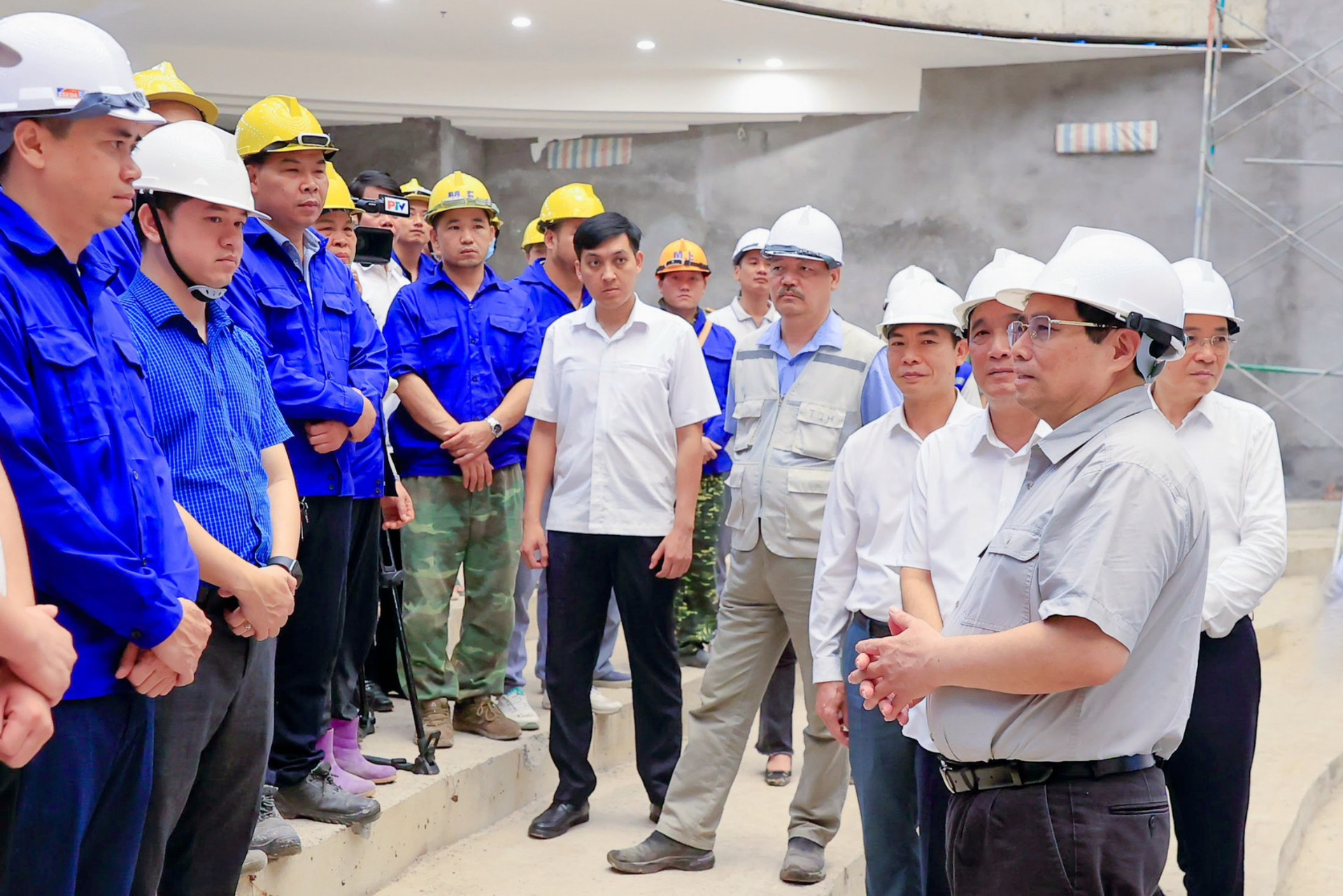 Thủ tướng khảo sát công trình văn hóa mới mang tính điểm nhấn của vùng Đất Tổ- Ảnh 2. Thủ tướng khảo sát công trình văn hóa mới mang tính điểm nhấn của vùng Đất Tổ- Ảnh 2.