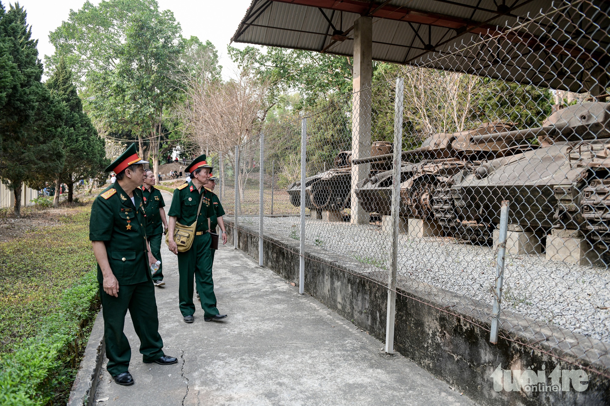 Sau 70 năm, xác xe tăng, máy bay của quân Pháp vẫn lưu giữ ở Điện Biên Phủ- Ảnh 7.