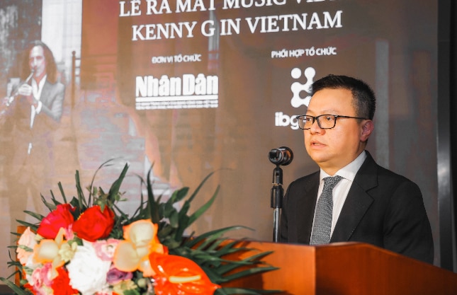  Kenny G quảng bá du lịch Việt Nam với MV 