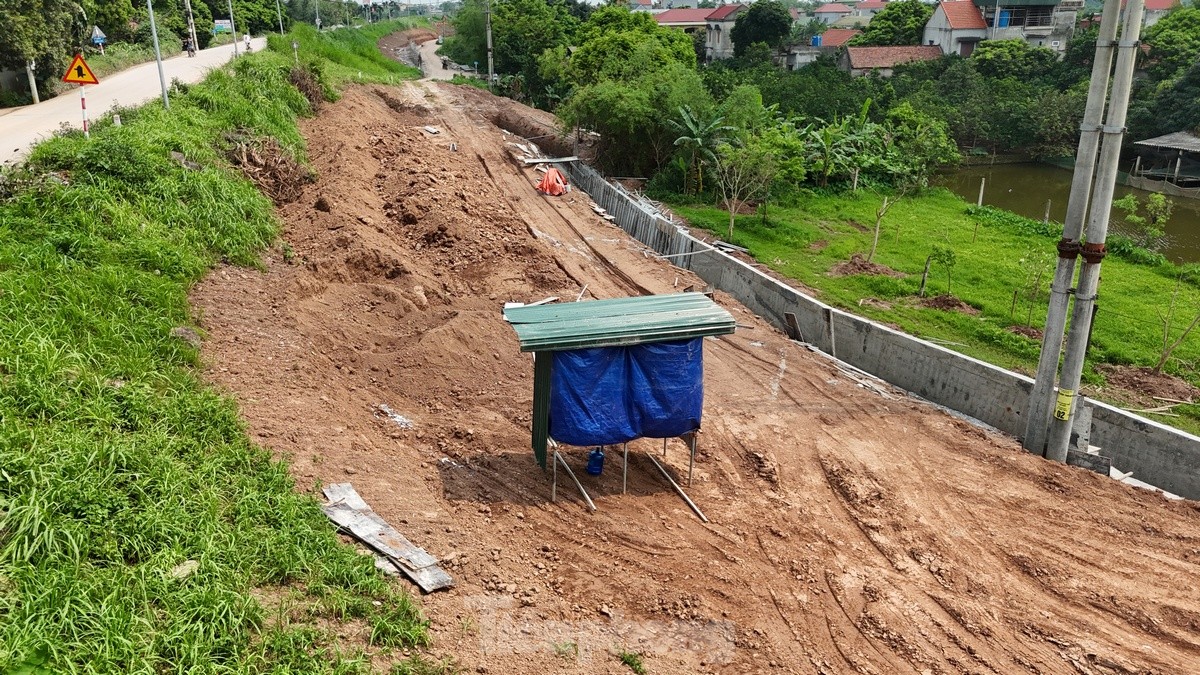 Hanoi spent nearly 400 billion VND to improve the Red River dyke through Phu Xuyen district, photo 8