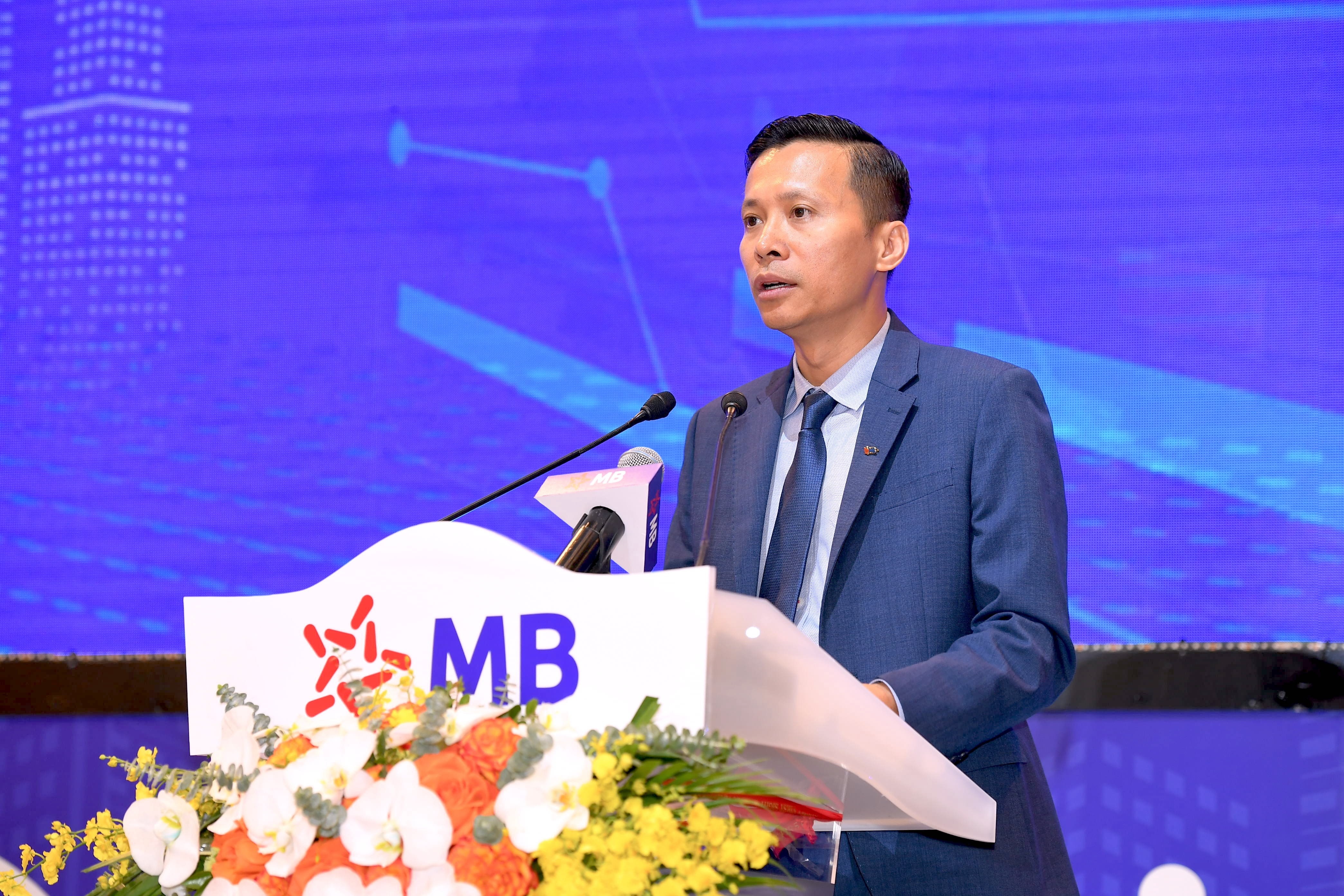 Tài chính - Ngân hàng - Chủ tịch MB Lưu Trung Thái thẳng thắn trả lời về dư nợ Novaland, Trung Nam và SCB (Hình 2).