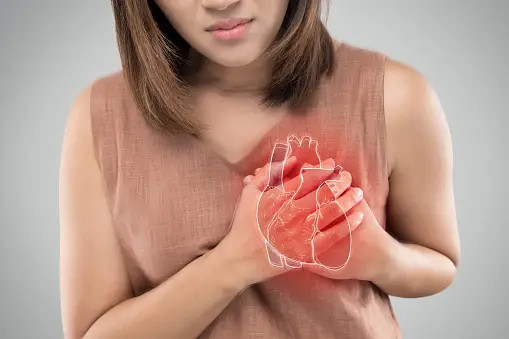 Ngày mới với tin tức sức khỏe: Phát hiện thêm một lợi ích của chuối- Ảnh 3. Rau lá xanh và các loại hạt là 2 loại thực phẩm đã được khoa học chứng minh là có thể giảm nguy cơ mắc ung thư, bệnh tim