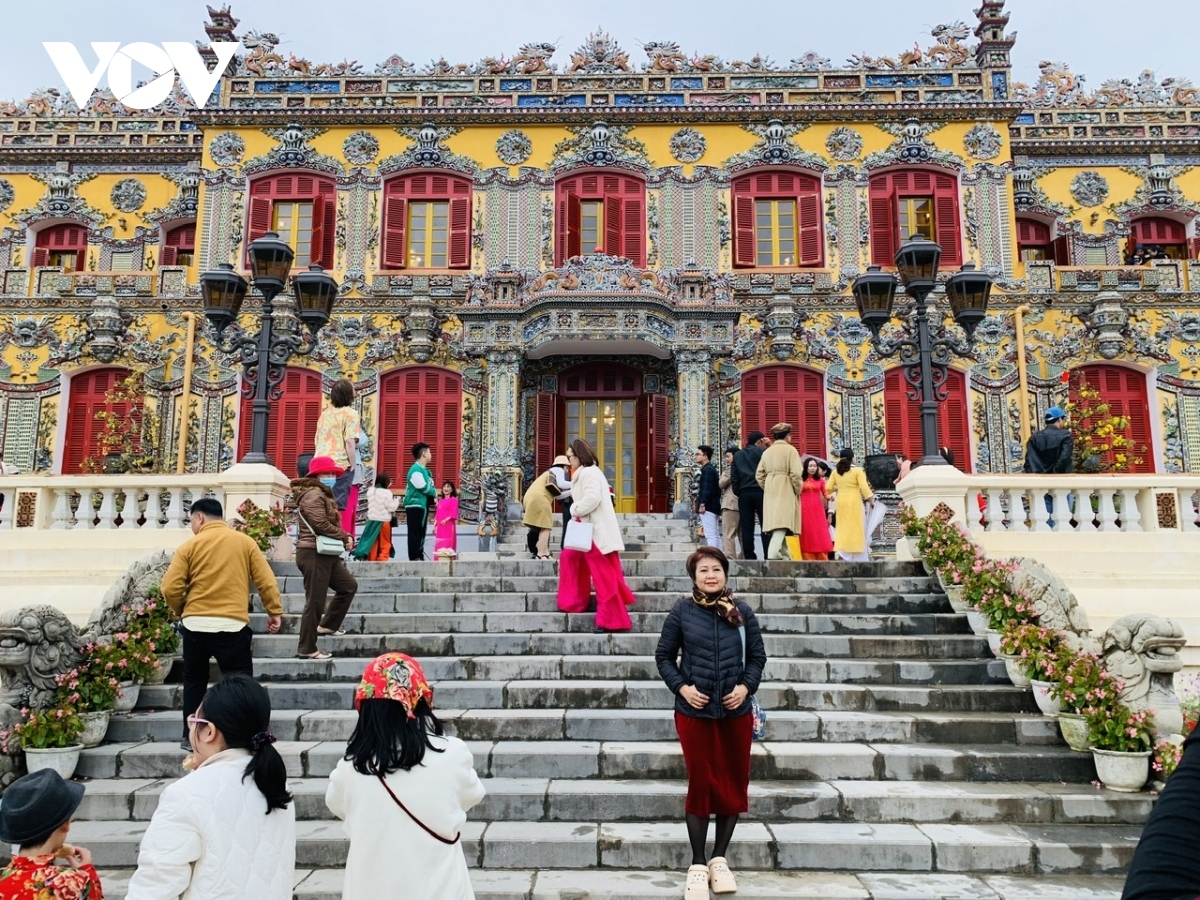 giá tour tăng cao, cách nào kích cầu du lịch nội địa hình ảnh 2 gia tour tang cao, cach nao kich cau du lich noi dia hinh anh 2