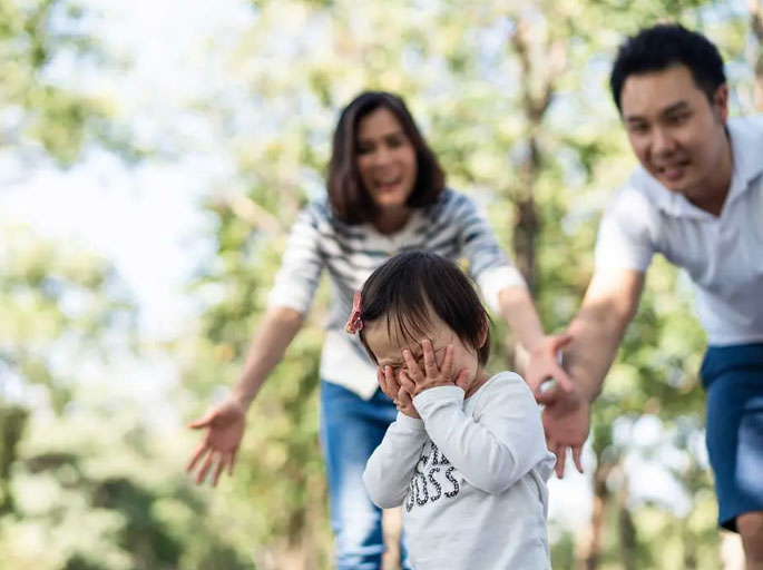 9 hành vi cha mẹ làm với mục đích tốt đẹp nhưng lại khiến trẻ chống đối và xa cách gia đình- Ảnh 4. 9 hành vi cha mẹ làm với mục đích tốt đẹp nhưng lại khiến trẻ chống đối và xa cách gia đình- Ảnh 4.