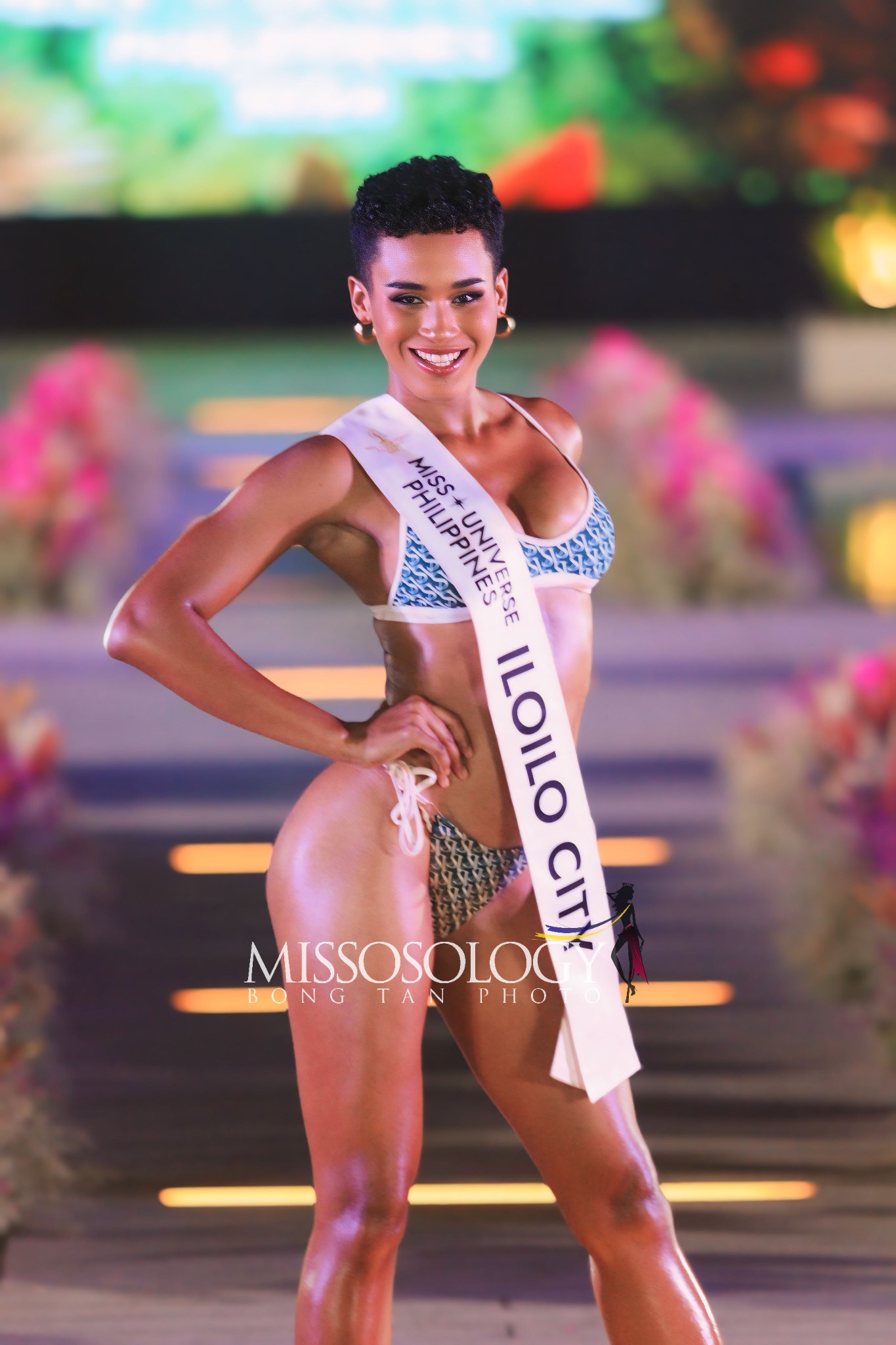 Người đẹp có vòng eo nhỏ nhất Hoa hậu Hoàn vũ Philippines diễn bikini ảnh 9