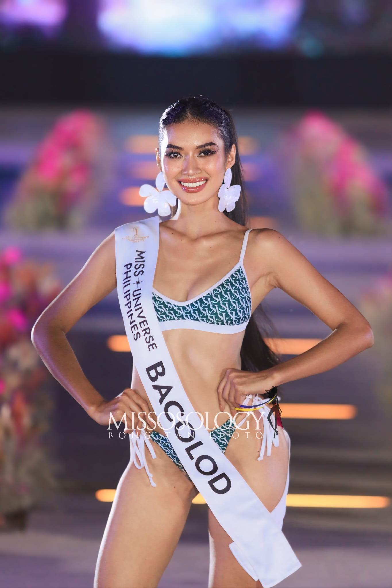 Người đẹp có vòng eo nhỏ nhất Hoa hậu Hoàn vũ Philippines diễn bikini ảnh 12