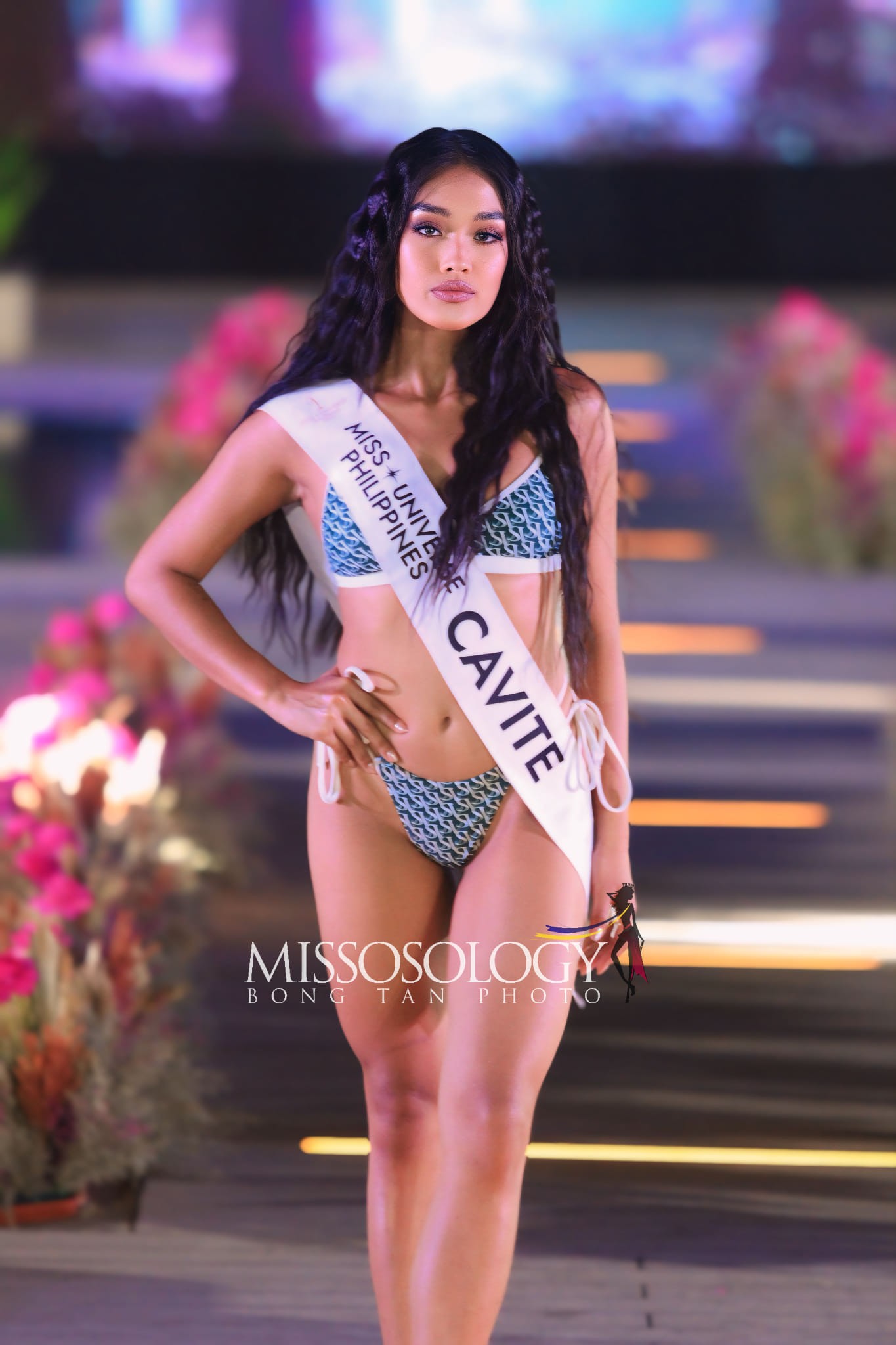 Người đẹp có vòng eo nhỏ nhất Hoa hậu Hoàn vũ Philippines diễn bikini ảnh 21