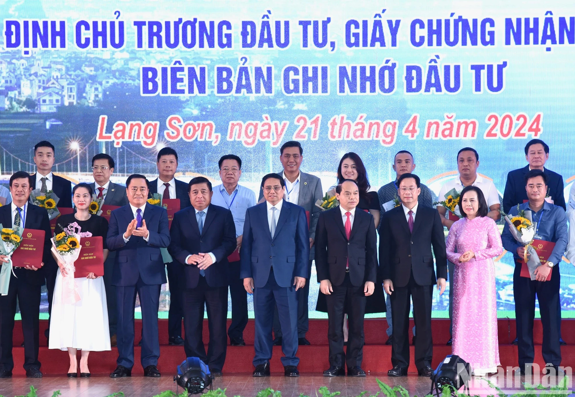 [Ảnh] Thủ tướng dự Hội nghị công bố quy hoạch tỉnh Lạng Sơn ảnh 7