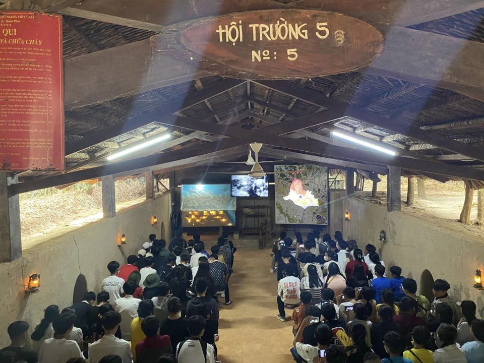 Khu Di tích lịch sử Địa đạo Củ Chi.