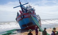 Bình Thuận ứng phó với nguy cơ tràn khoảng 9.000 lít dầu DO ra biển