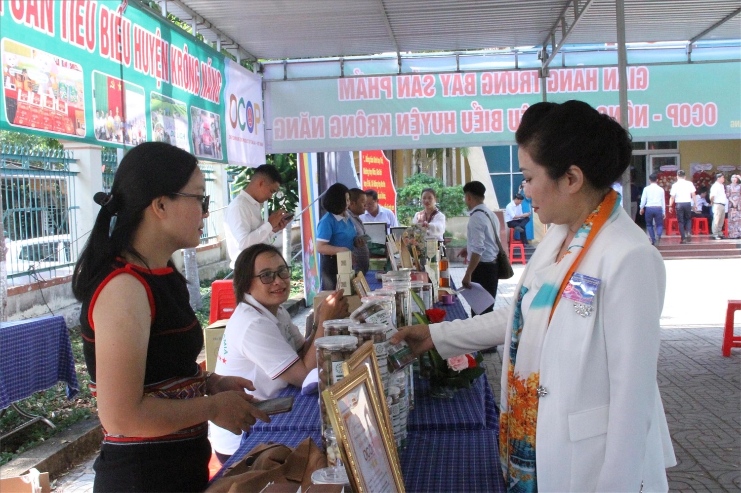 Em kg tin: Đại hội điểm Đại hội đại biểu các dân tộc thiểu số huyện Krông Năng 9