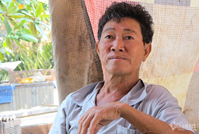 Plantant 4 cocotiers au milieu de sa maison, un homme d'Hô Chi Minh Ville a un "climatiseur" depuis 30 ans photo 4