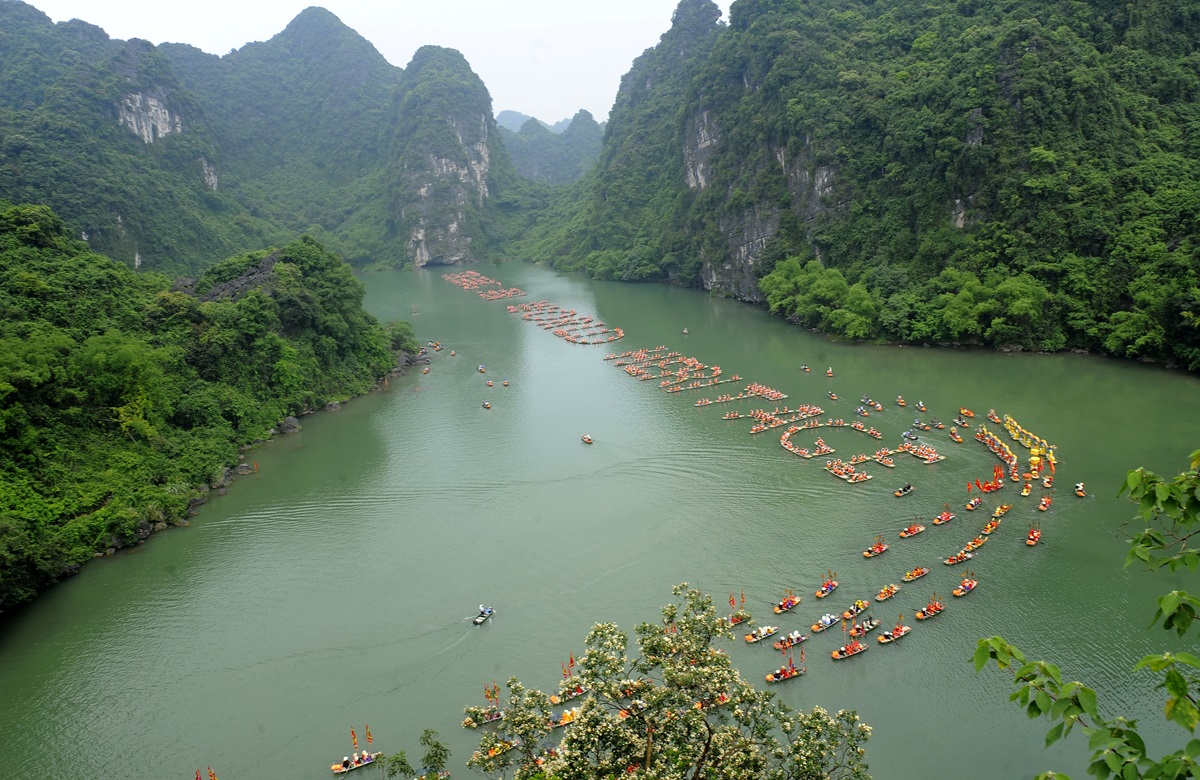 Tràng An là biểu tượng của sự cam kết có trách nhiệm của Việt Nam- Ảnh 4. Tràng An là biểu tượng của sự cam kết có trách nhiệm của Việt Nam- Ảnh 4.