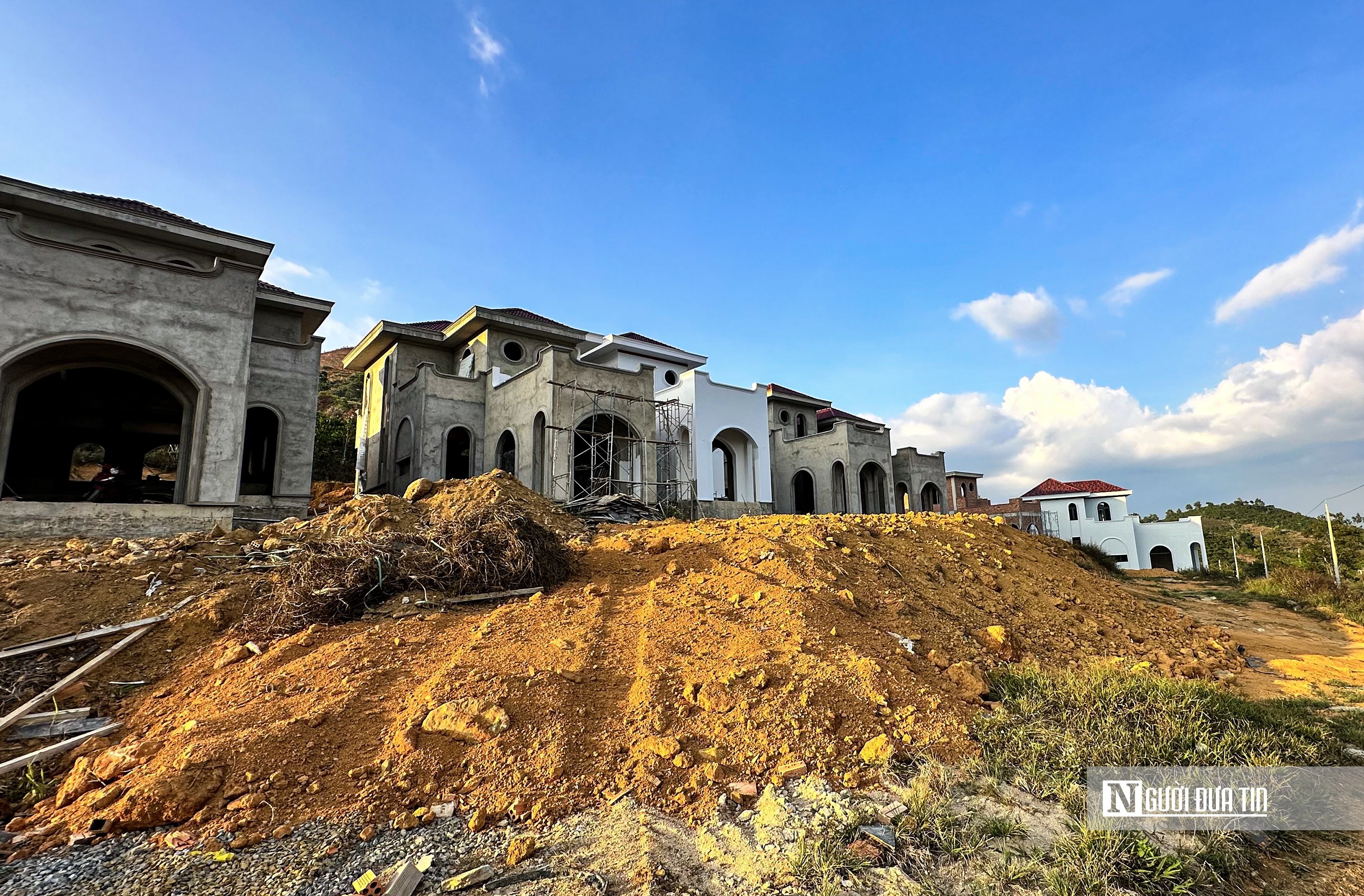 Immobilier - Le ministère de la Construction est impliqué dans la construction illégale de 22 villas dans la province de Lam Dong (Figure 3).