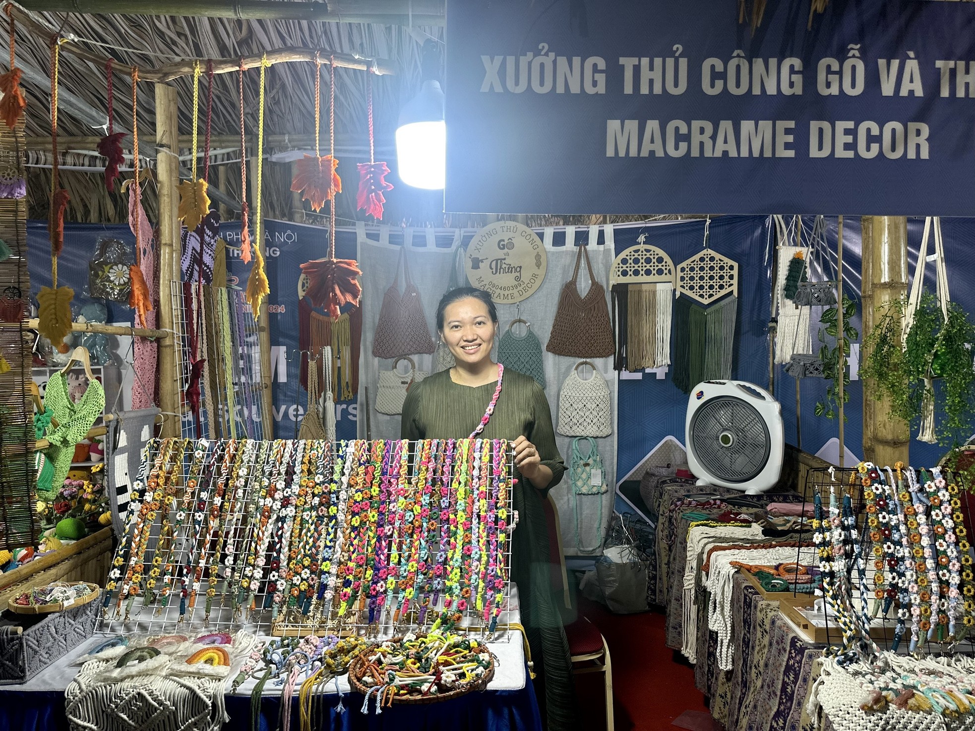 Đồ thủ công, handmade hút khách tại hội chợ hàng lưu niệm Thủ đô ảnh 10