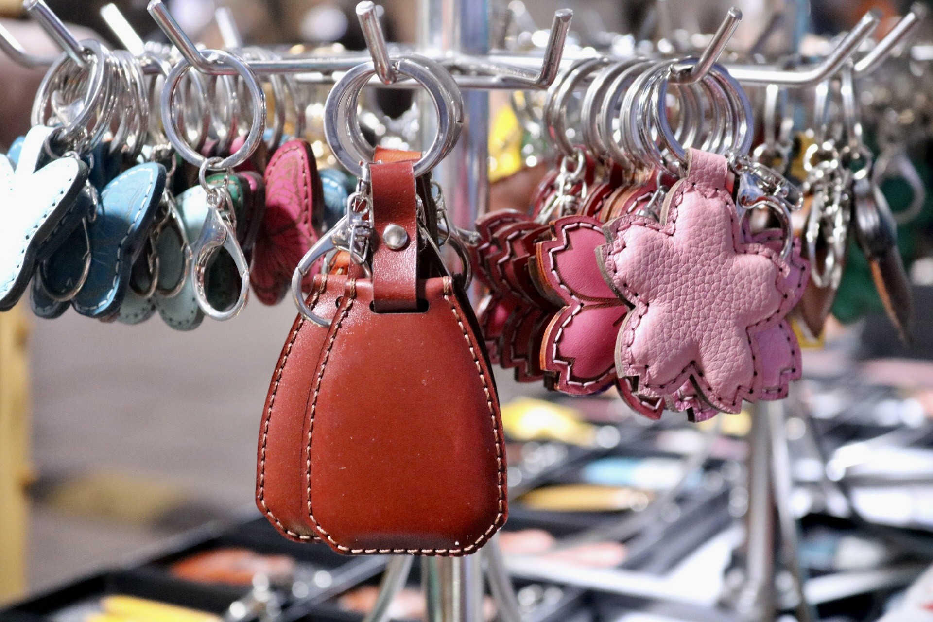 Handicrafts and handmade items attract customers at the Capital's souvenir fair photo 29