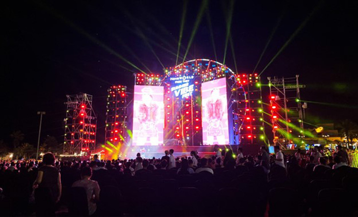 Du khách hào hứng với Carnival Novaworld Phan Thiet- Ảnh 6. Bùng nổ với lễ hội âm nhạc sôi động