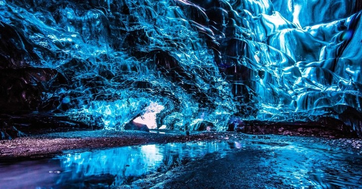 วัทนาโจกุลเป็นหนึ่งในธารน้ำแข็งที่สวยที่สุดในโลก คิดเป็น 8% ของพื้นที่ไอซ์แลนด์ และภูมิใจที่ได้รับการยอมรับจาก UNESCO ให้เป็นมรดกโลก ถ่ายรูปกัน