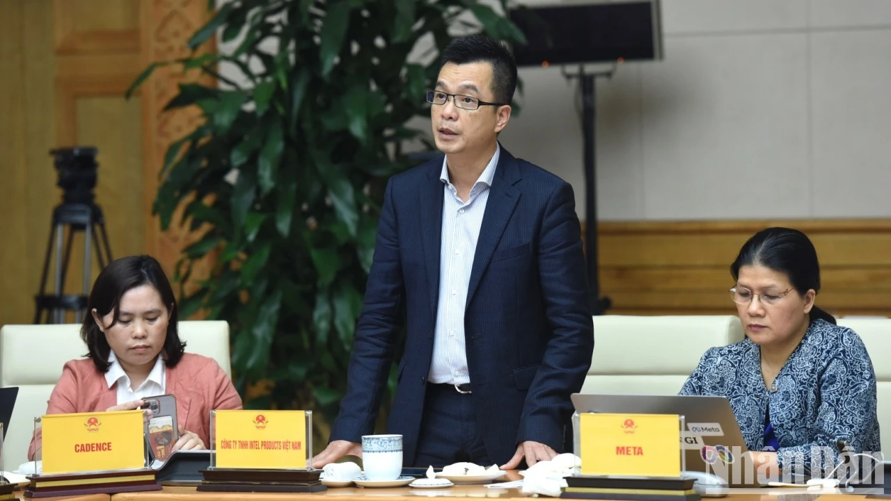 [Ảnh] Thủ tướng Chính phủ Phạm Minh Chính chủ trì Hội nghị phát triển nguồn nhân lực phục vụ công nghiệp bán dẫn ảnh 5