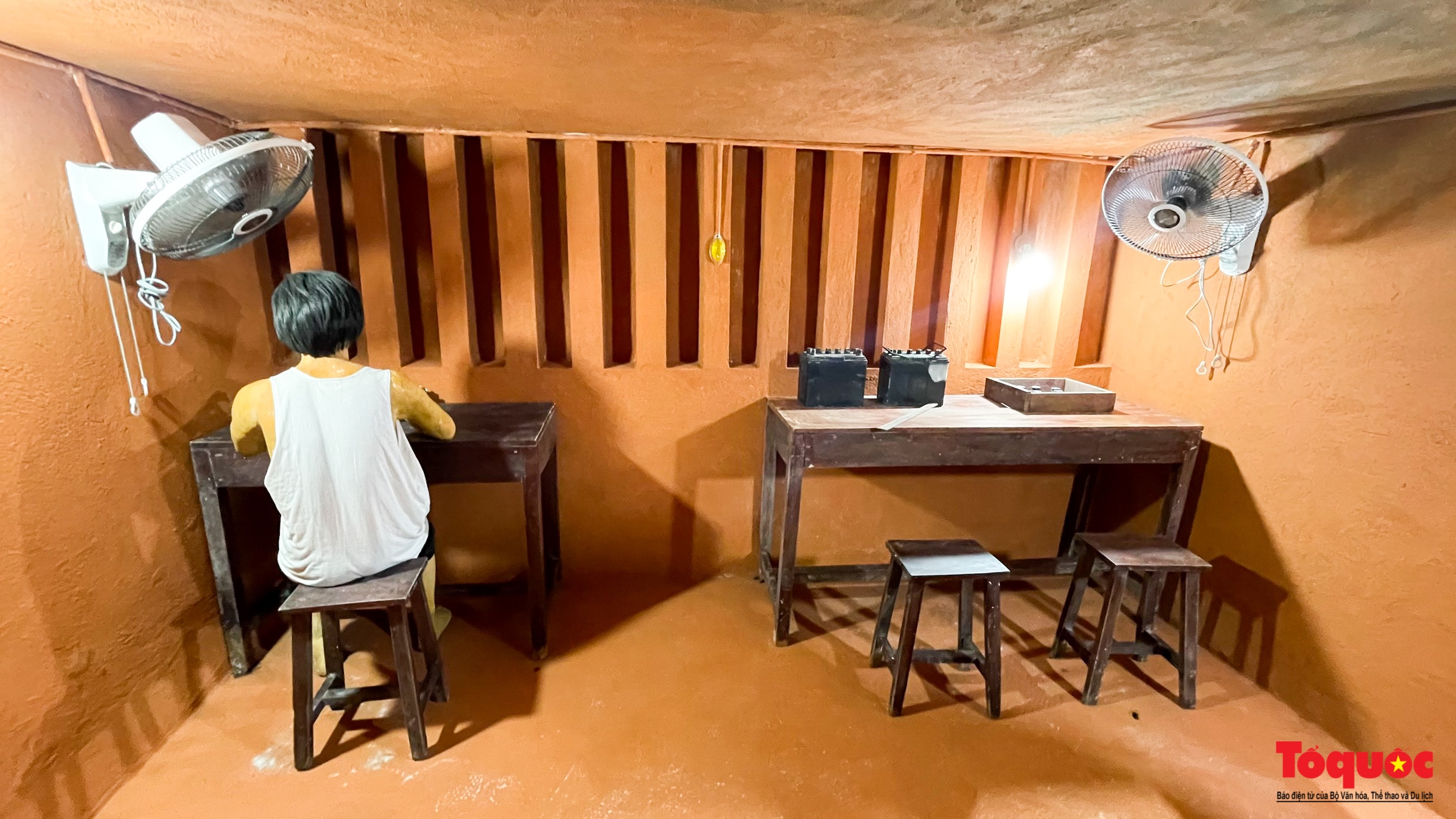 Bên trong căn hầm từng là xưởng in tuyệt mật giữa Sài Gòn - Ảnh 11.