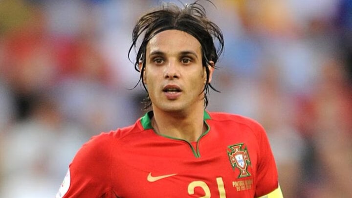 Nuno Gomes (Portugal) also has 6 goals and 1 assist. He appeared in 14 matches in 3 EURO tournaments. This former striker ended his international career in 2011 and retired two years later. (Photo: EMPICS)