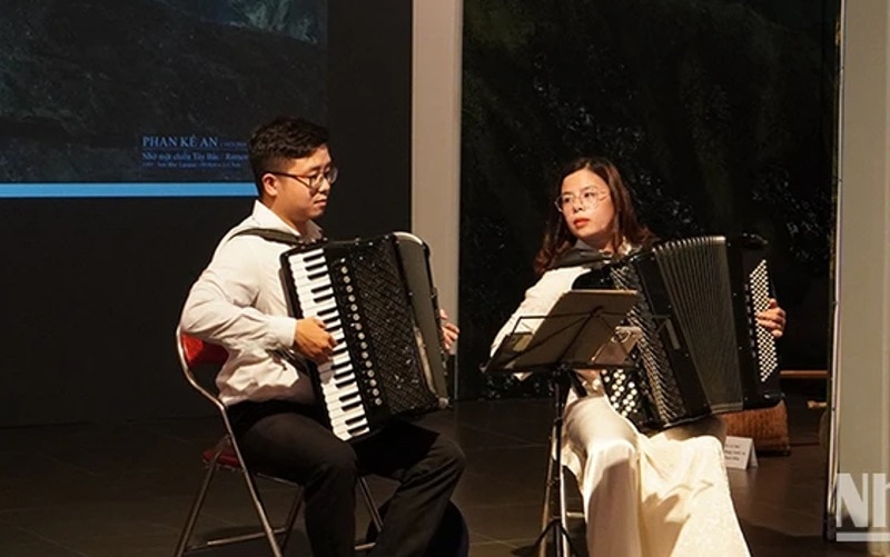 La musique de Hoa Quyen avec mon thuat télécharge ma photo vietnamienne de thuat 1