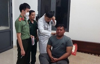 11 tripulantes extranjeros que sufrieron un accidente en el mar de Con Dao regresaron sanos y salvos a casa