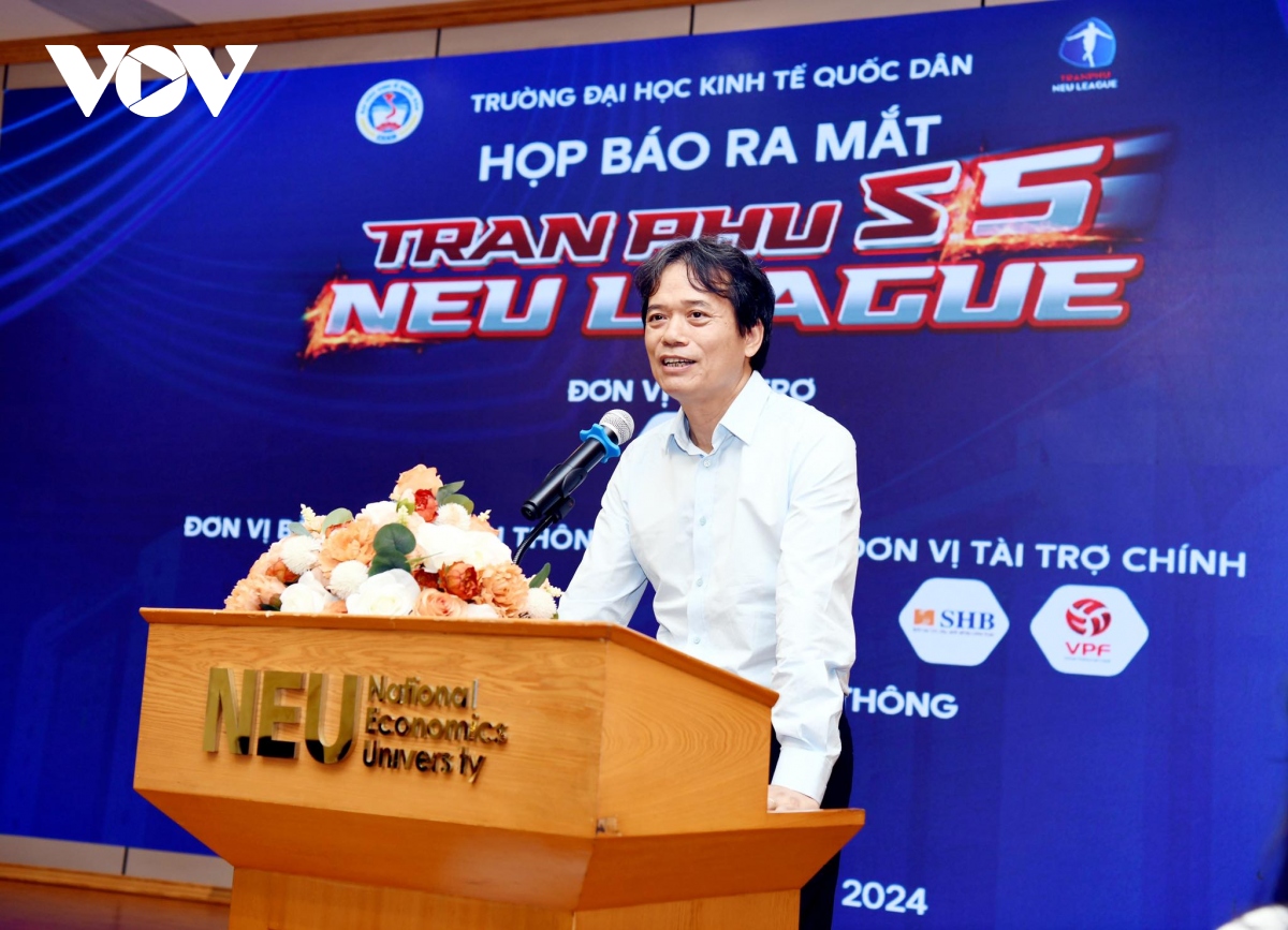 bùi hoàng việt anh bất ngờ góp mặt tại giải bóng đá sinh viên neu league s5 2024 hình ảnh 1 bui hoang viet anh bat ngo gop mat tai giai bong da sinh vien neu league s5 2024 hinh anh 1
