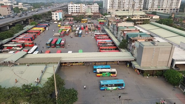 Cận cảnh hai bến xe lớn ở Hà Nội vi phạm phòng cháy chữa cháy ảnh 1