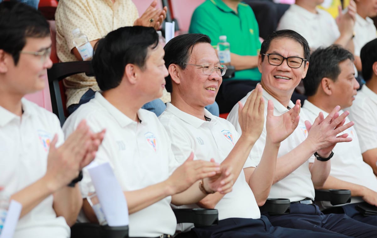 Chủ tịch HĐQT THACO Trần Bá Dương tham dự Chung kết Giải bóng đá TNSV THACO Cup 2024 Chủ tịch HĐQT THACO Trần Bá Dương tham dự Chung kết Giải bóng đá TNSV THACO Cup 2024
