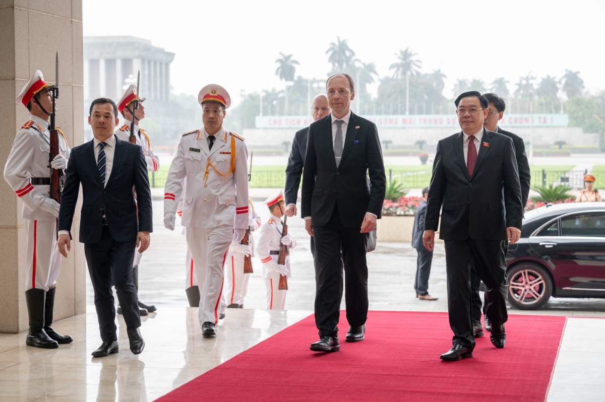 chủ tịch quốc hội vương Đình huệ hội đàm với chủ tịch quốc hội phần lan hình ảnh 1 chu tich quoc hoi vuong Dinh hue hoi dam voi chu tich quoc hoi phan lan hinh anh 1