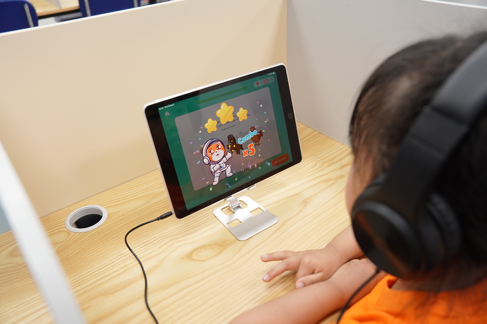 EdTech phát triển nhờ xu hướng học tập trực tuyến bùng nổ từ sau Covid-19 EdTech phát triển nhờ xu hướng học tập trực tuyến bùng nổ từ sau Covid-19