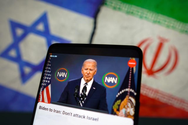 Xung đột Iran-Israel: Cuộc so găng lên đỉnh điểm, ‘gọi tên’ đối đầu quân sự trực tiếp?