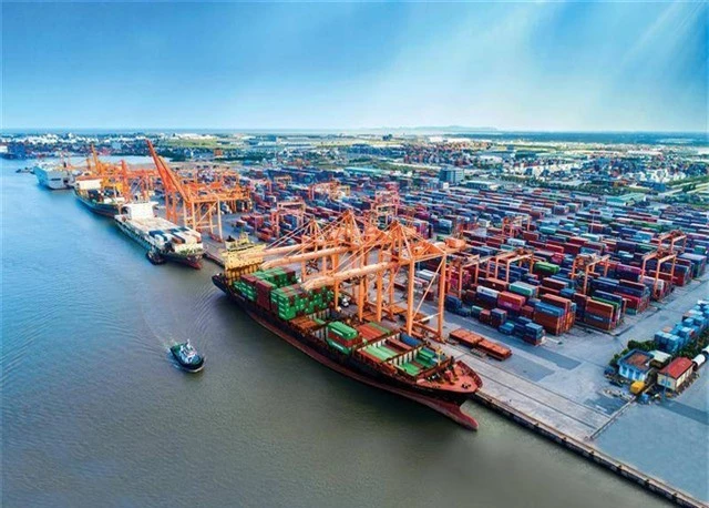 Cước vận tải biển tăng phi mã, doanh nghiệp xuất khẩu gặp khó - Ảnh 1. Cước vận tải biển tăng phi mã, doanh nghiệp xuất khẩu gặp khó - Ảnh 1.
