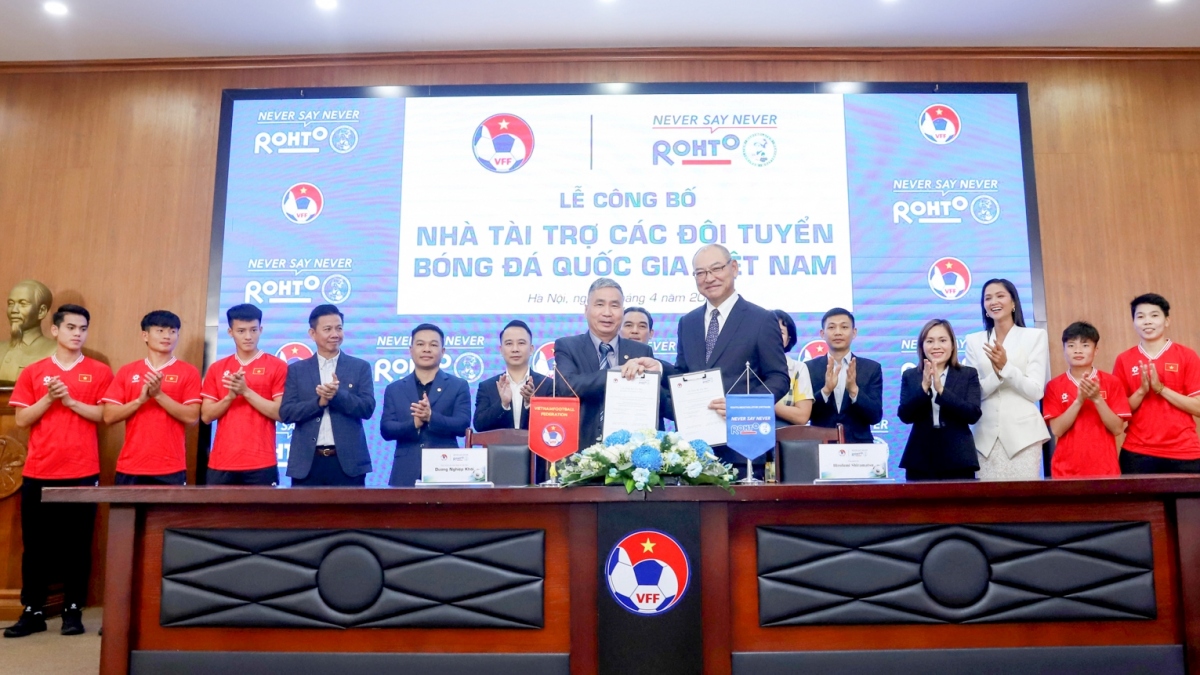 Đt việt nam được tiếp thêm sức mạnh thời hậu hlv troussier hình ảnh 1 Dt viet nam duoc tiep them suc manh thoi hau hlv troussier hinh anh 1