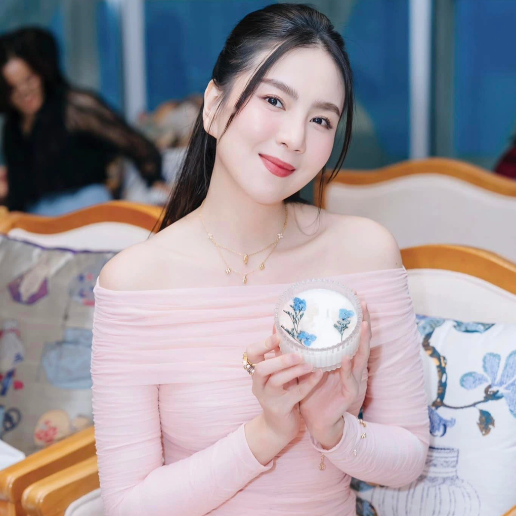 Dàn hot girl Hà thành cùng thời với MC Mai Ngọc giờ ra sao? - 3 Dàn hot girl Hà thành cùng thời với MC Mai Ngọc giờ ra sao? - 3