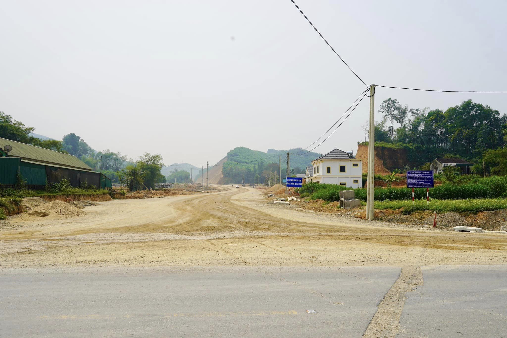 Sự kiện - Đẩy nhanh dự án Quốc lộ 7C, mở ra cơ hội phát triển Tây Bắc Nghệ An (Hình 5).