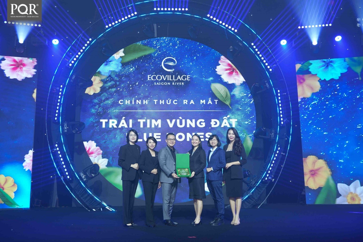 Địa ốc PQR đối tác phân phối tại thị trường miền Nam của nhà sáng lập Ecopark- Ảnh 1. Địa ốc PQR trong lễ ra quân dự án Ecovillage Saigon River