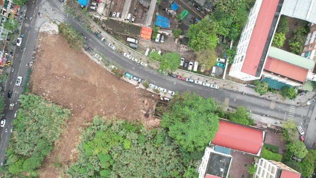 Dỡ rào dự án bỏ hoang của Tập đoàn Tân Hoàng Minh để xây vườn hoa ảnh 1