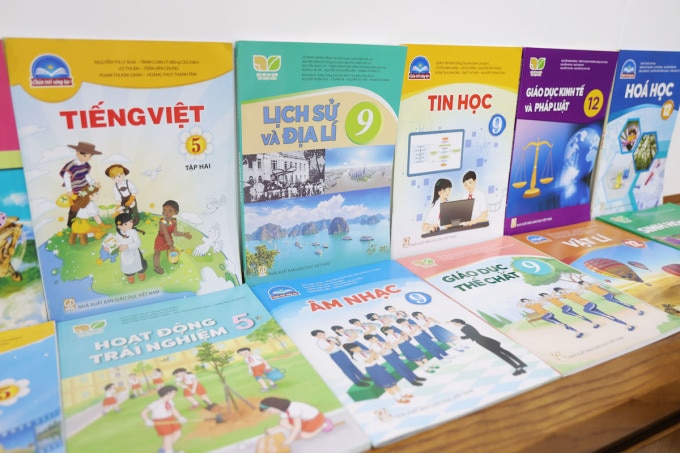 Scash giáo khoa của Nhà xuất bản Giáo dục Việt Nam. Ảnh: NXBGDVN