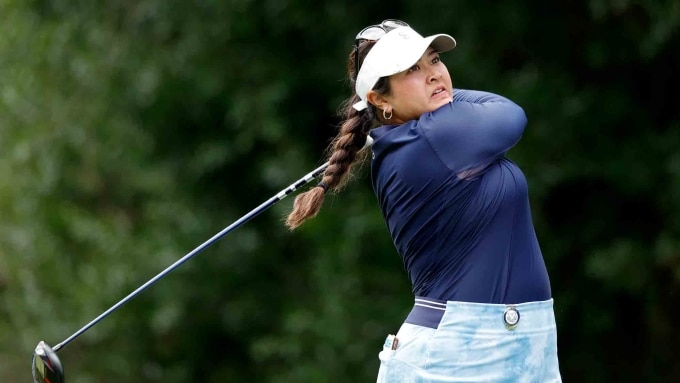 Lilia Vu thi đấu ở vòng hai giải Chevron Championship 2023. Ảnh: LPGA.