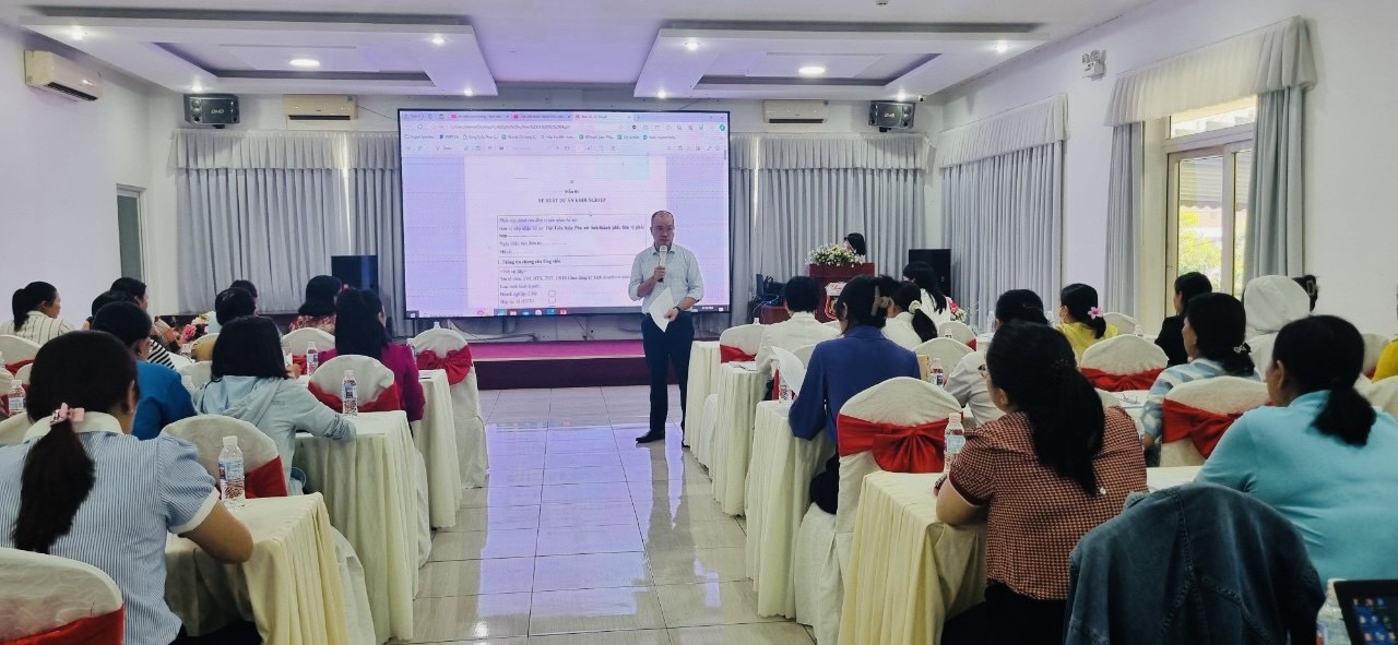 Hội LHPN tỉnh Bình Dương tổ chức lớp tập huấn Đề án 939- Ảnh 1. Hội LHPN tỉnh Bình Dương tổ chức lớp tập huấn Đề án 939- Ảnh 1.