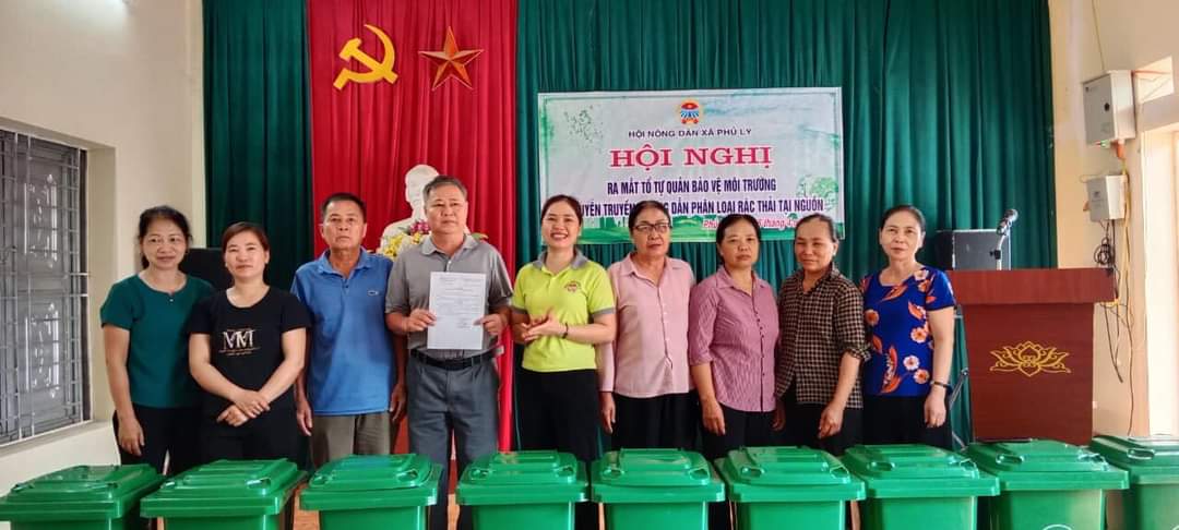 Thái Nguyên: Hội Nông dân xã Phủ Lý ra mắt Tổ tự quản bảo vệ môi trường - Ảnh 1. Thái Nguyên: Hội Nông dân xã Phủ Lý ra mắt Tổ tự quản bảo vệ môi trường - Ảnh 1.